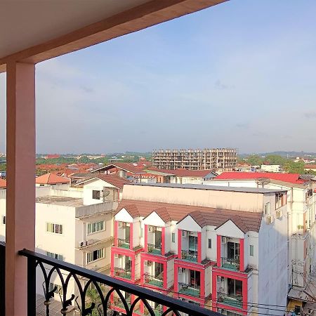 Seven Seas Condo Resort Beautiful Location Jomtien Beach Εξωτερικό φωτογραφία