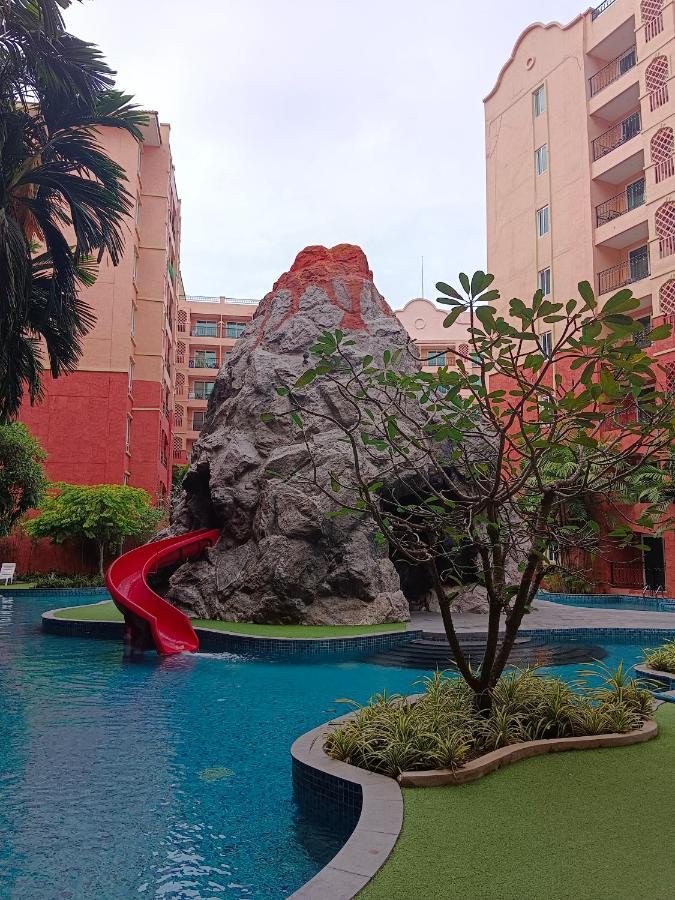 Seven Seas Condo Resort Beautiful Location Jomtien Beach Εξωτερικό φωτογραφία