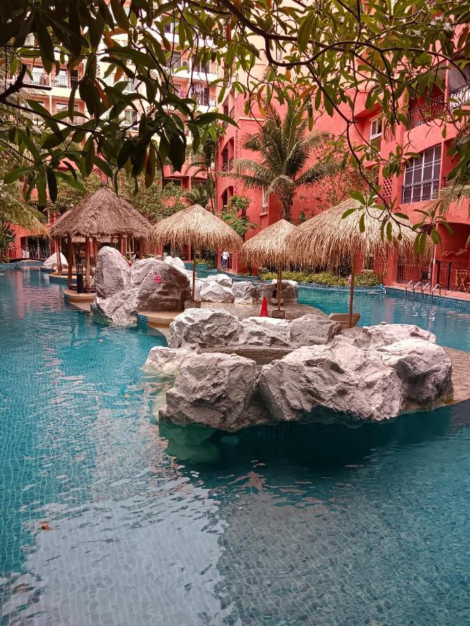 Seven Seas Condo Resort Beautiful Location Jomtien Beach Εξωτερικό φωτογραφία