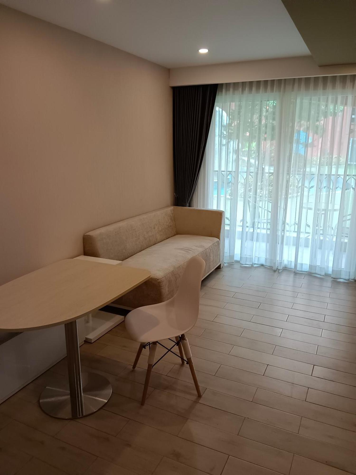 Seven Seas Condo Resort Beautiful Location Jomtien Beach Εξωτερικό φωτογραφία