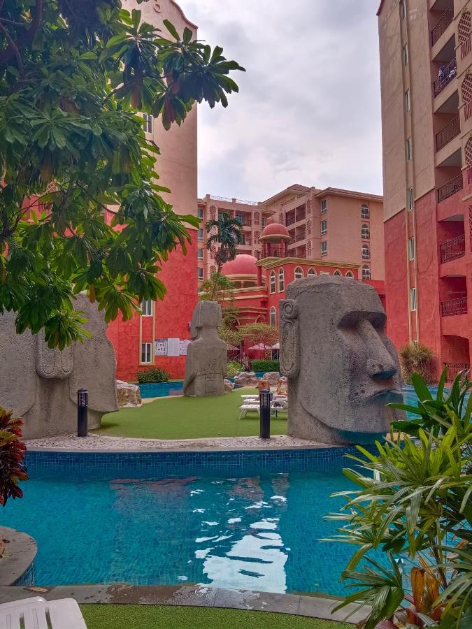Seven Seas Condo Resort Beautiful Location Jomtien Beach Εξωτερικό φωτογραφία