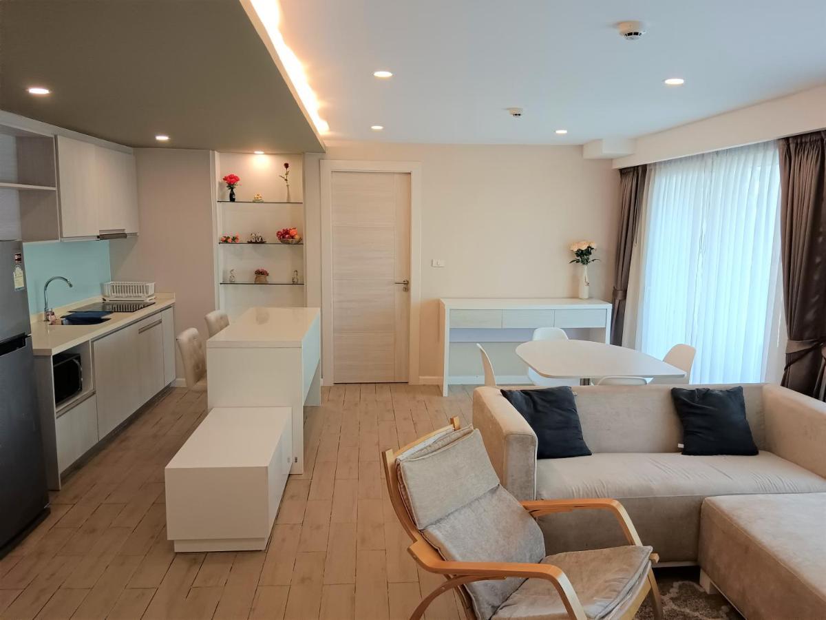 Seven Seas Condo Resort Beautiful Location Jomtien Beach Εξωτερικό φωτογραφία