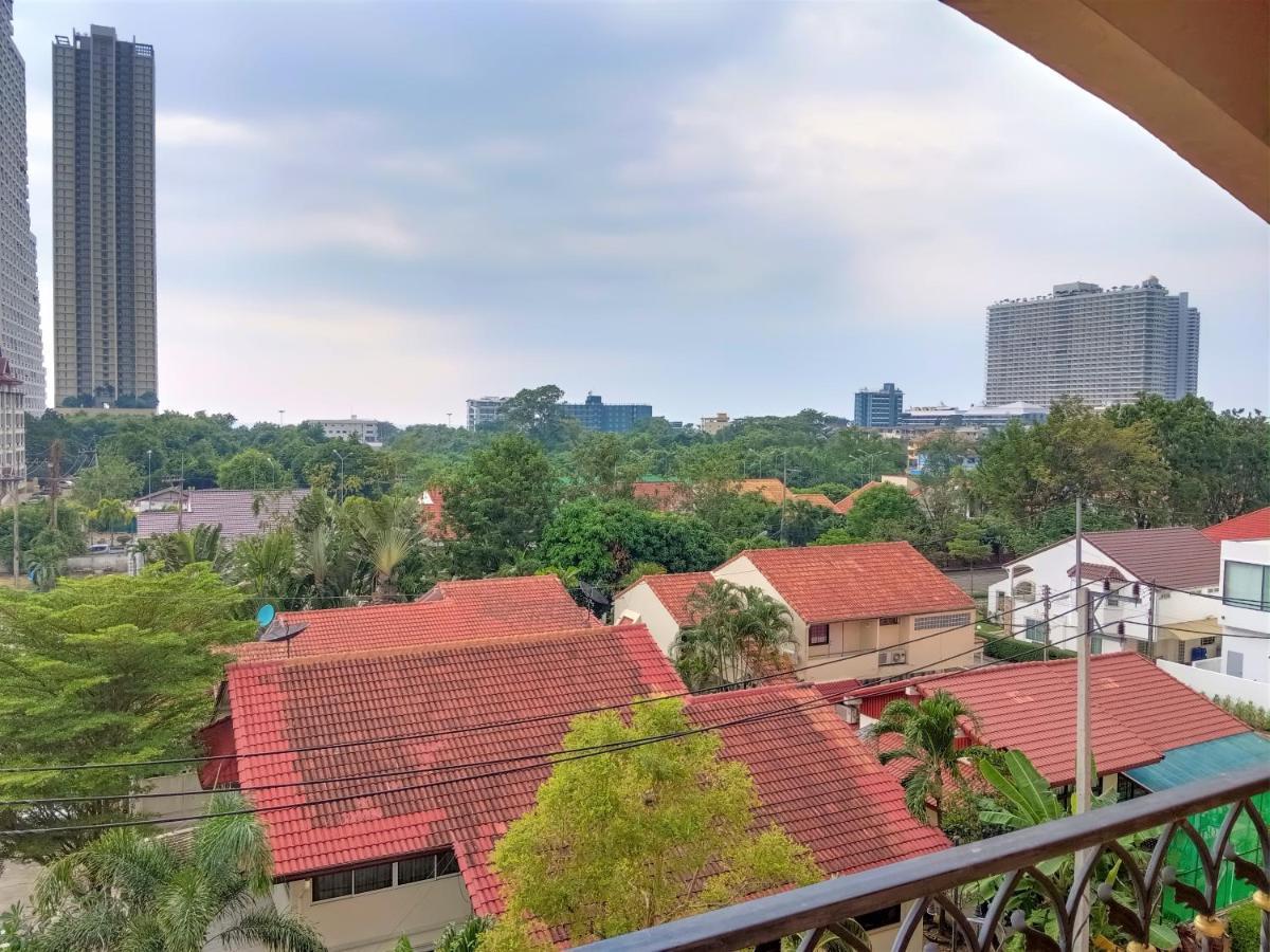 Seven Seas Condo Resort Beautiful Location Jomtien Beach Εξωτερικό φωτογραφία